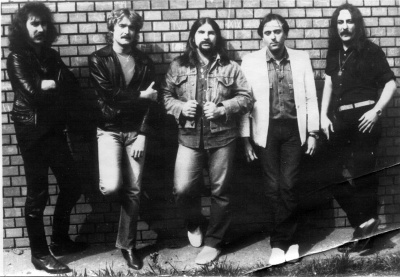 P.Box - Gyula Vikidal